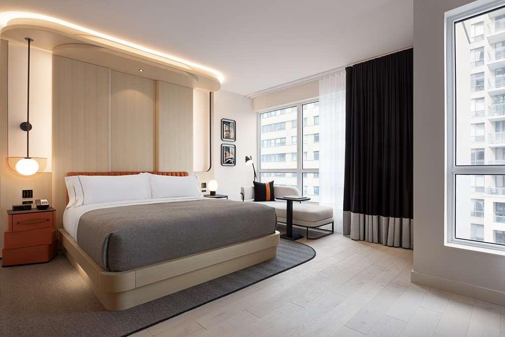 Canopy By Hilton Toronto Yorkville Room photo