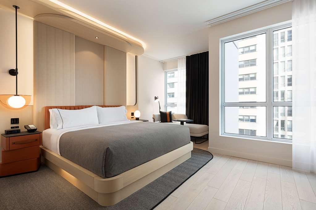 Canopy By Hilton Toronto Yorkville Room photo